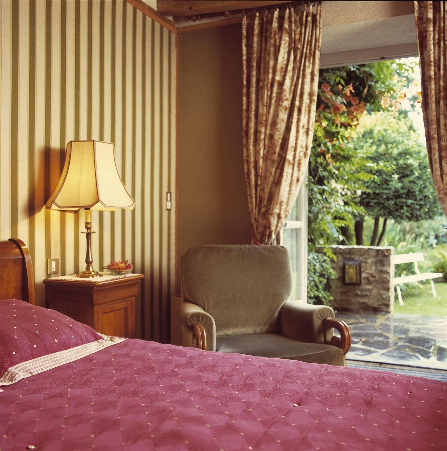 Grand Hotel De Solesmes - Teritoria Zimmer foto